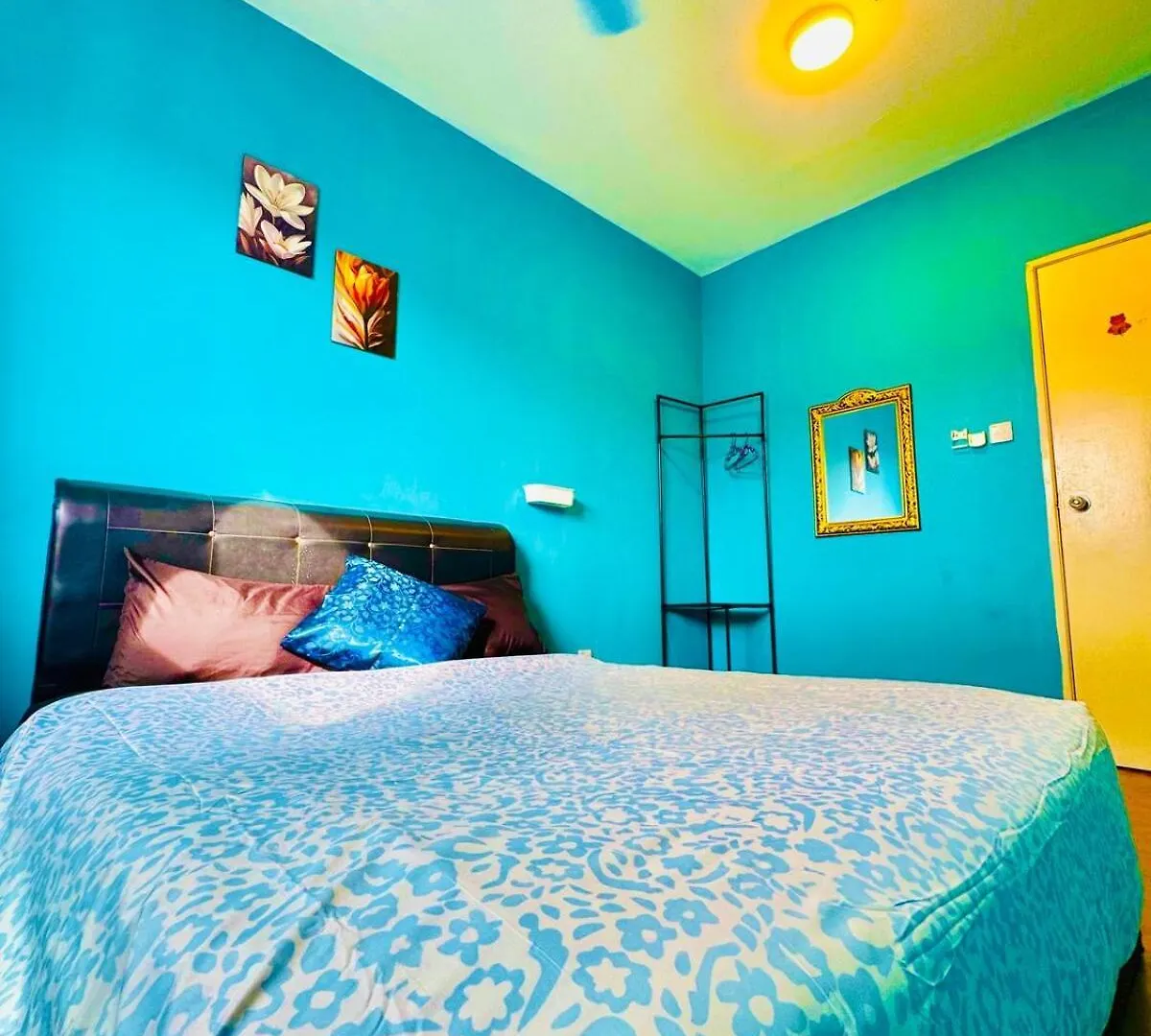 Charming 1Br Retreat In Bayan Lepas 1Car Park Malaysian Guest Only Netflix Apartment