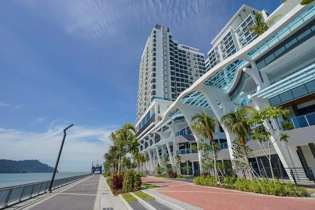 Charming 1Br Retreat In Bayan Lepas 1Car Park Malaysian Guest Only Netflix Apartment