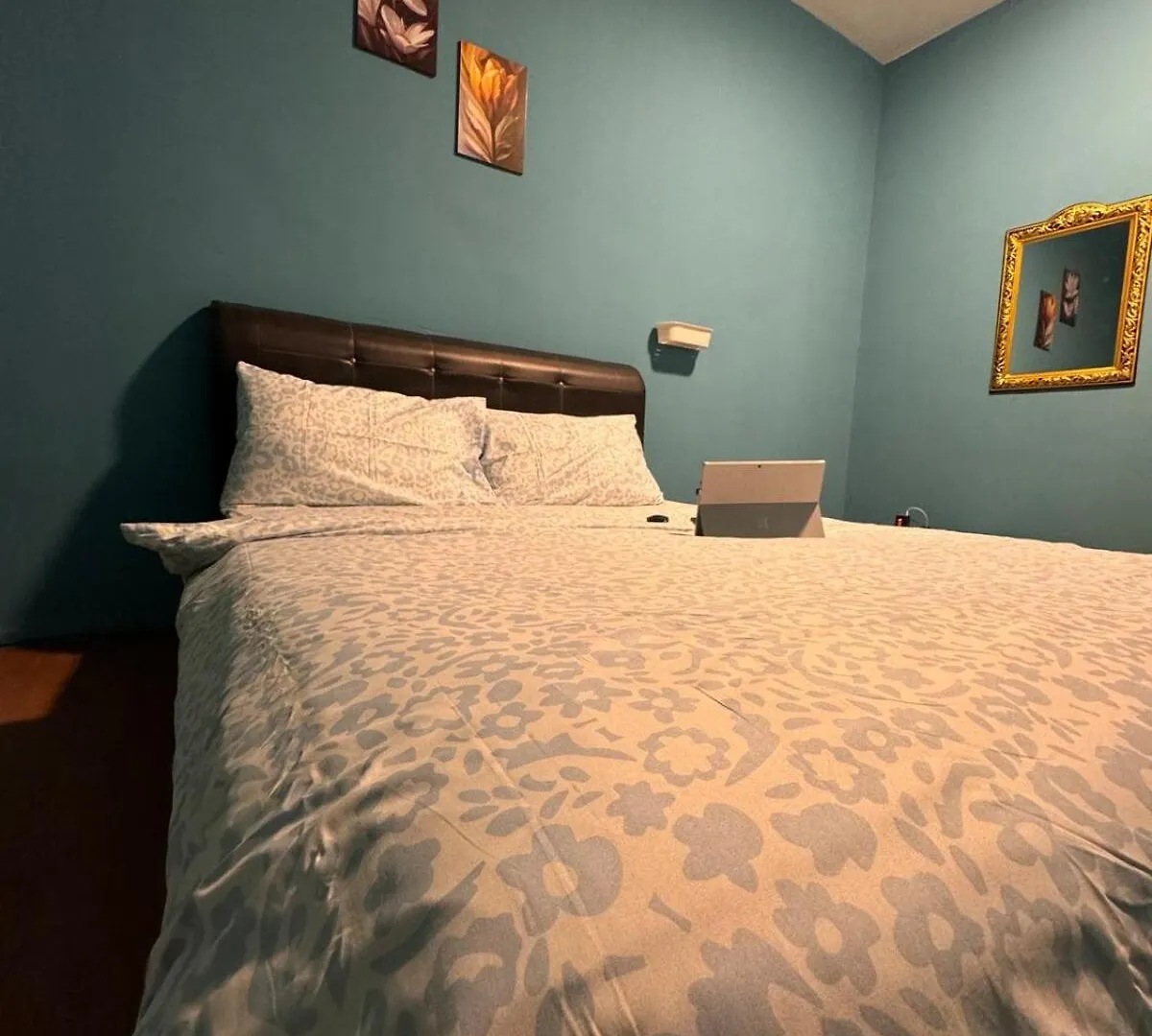 Charming 1Br Retreat In Bayan Lepas 1Car Park Malaysian Guest Only Netflix Apartment